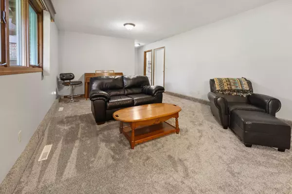 Waite Park, MN 56387,109 Lone Oak CT