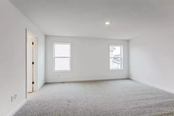 Rogers, MN 55374,12127 Aurora AVE