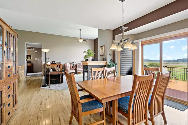 Saint Francis, MN 55070,809 240th LN NW