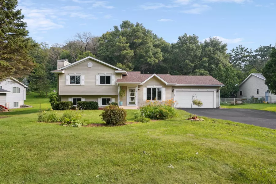 90 W Wood Ridge DR, Troy Twp, WI 54022