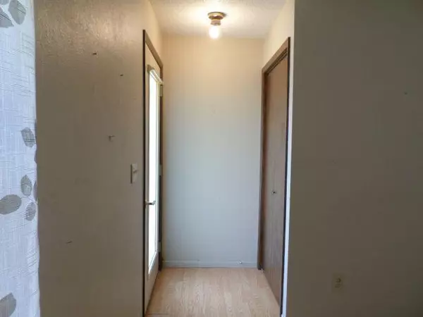 Thief River Falls, MN 56701,106 Circle DR