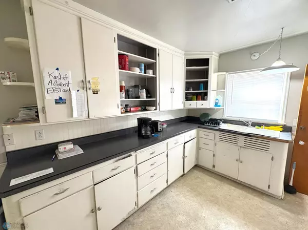 Moorhead, MN 56560,1222 3rd ST S