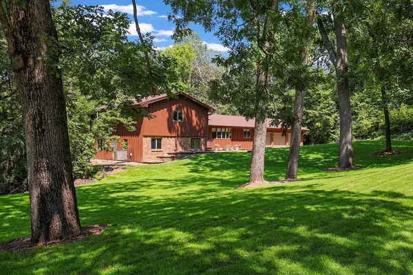 8410 Normandale CIR, Credit River Twp, MN 55372