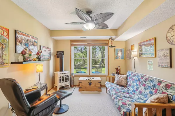 Burnsville, MN 55306,15016 Windemere LN