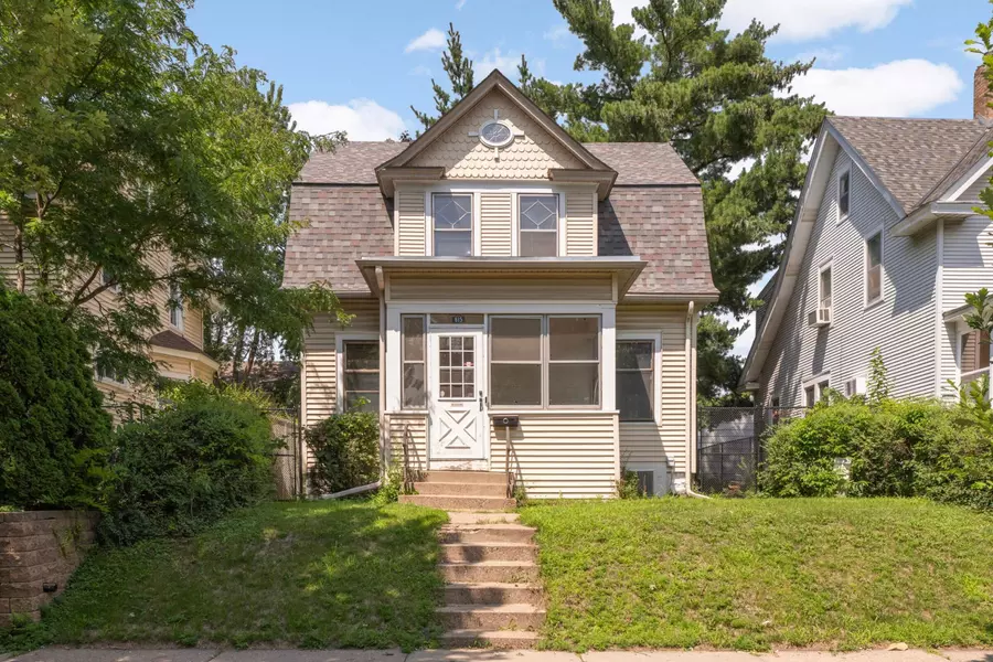 815 Edmund AVE W, Saint Paul, MN 55104