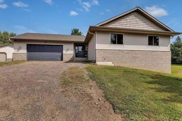 10832 96th ST, Milaca, MN 56353