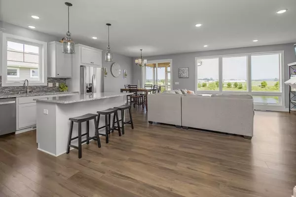 Lake Elmo, MN 55042,3275 Linden AVE N