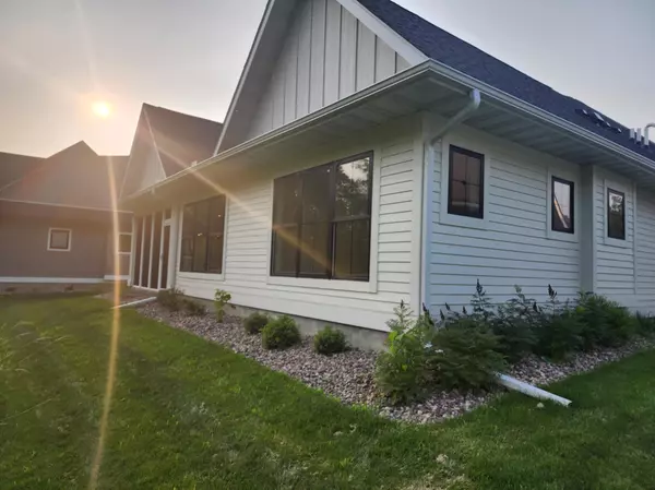 Shorewood, MN 55331,25375 Park LN