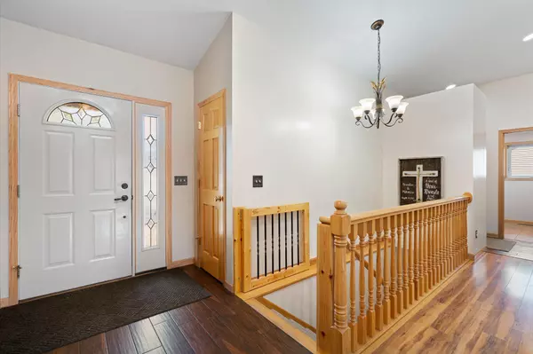 Medford, MN 55049,406 Valley View LN SW