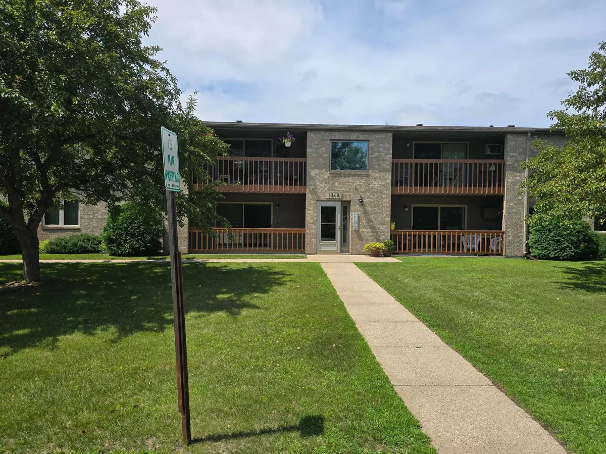 Detroit Lakes, MN 56501,1210 Long AVE #102
