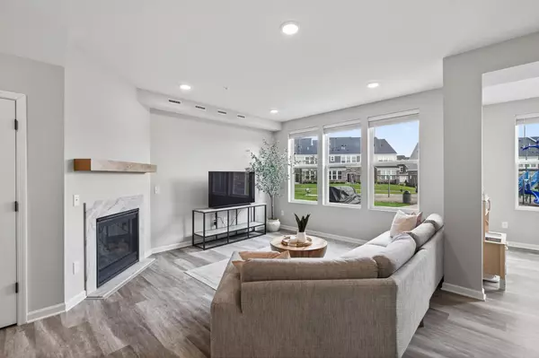 Lakeville, MN 55044,17986 Giants WAY
