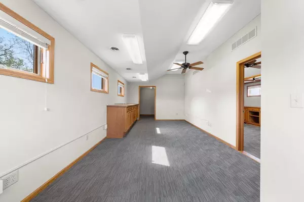 River Falls, WI 54022,180 W Division ST