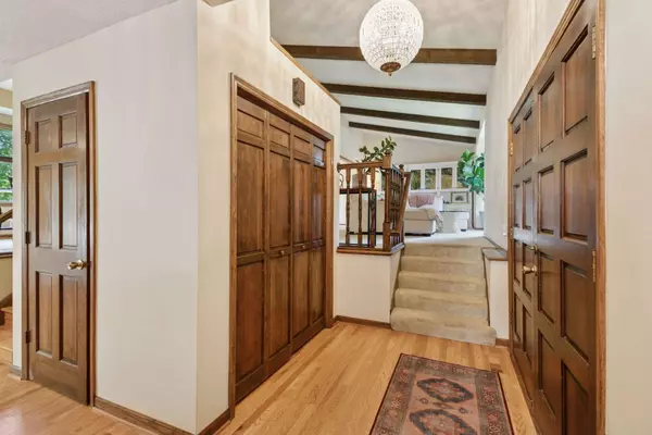 Bloomington, MN 55438,8208 Kentucky CIR