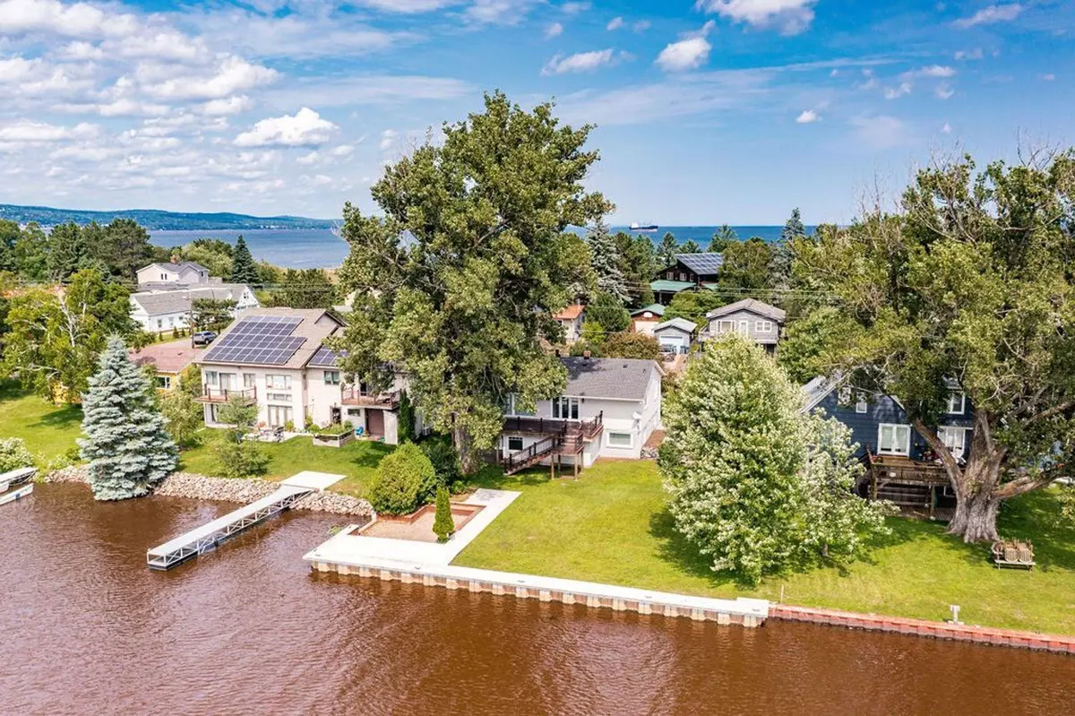 Duluth, MN 55802,2217 Minnesota AVE