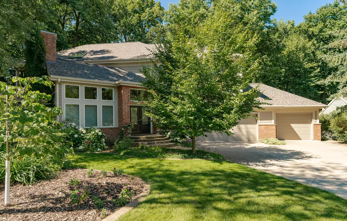 Rochester, MN 55902,3324 Fox Hollow LN SW