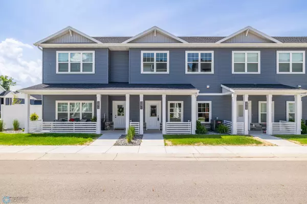 5887 41 ST S, Fargo, ND 58104