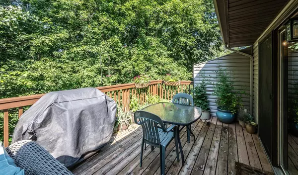 Burnsville, MN 55337,101 River Woods LN