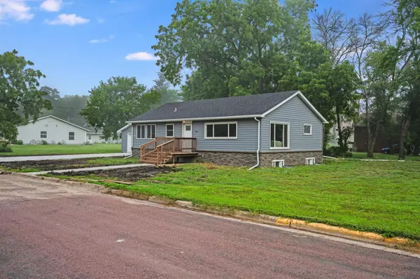 408 Kenzie ST,  Sherburn,  MN 56171