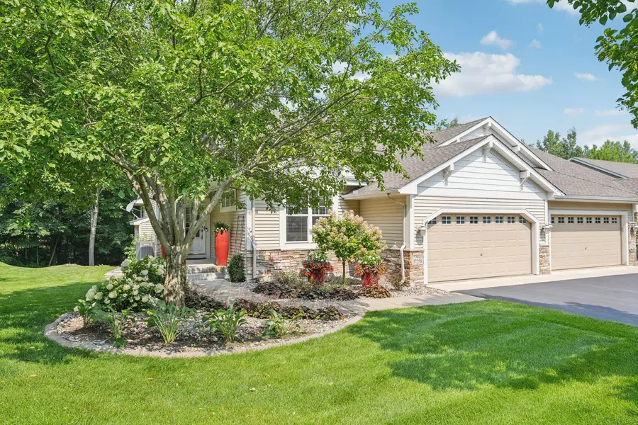 17258 Tilia RDG, Eden Prairie, MN 55347