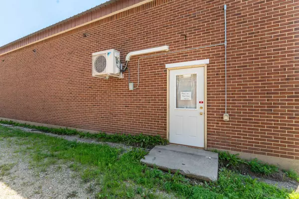 Henning, MN 56551,510 Fergus AVE