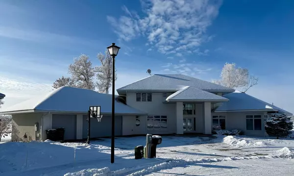 553 Lake ST N, Sauk Centre, MN 56378