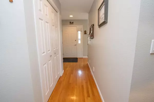 Mankato, MN 56001,107 Shiloh CT