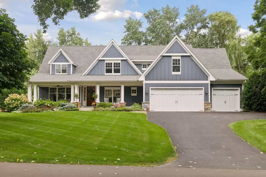 133 Peavey LN, Wayzata, MN 55391