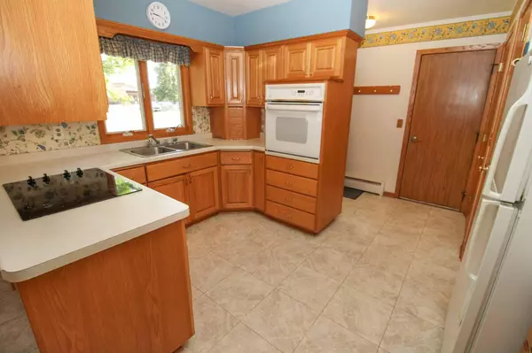 Melrose, MN 56352,602 Main ST W