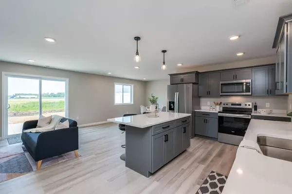 Mankato, MN 56001,3208 Scotch LN