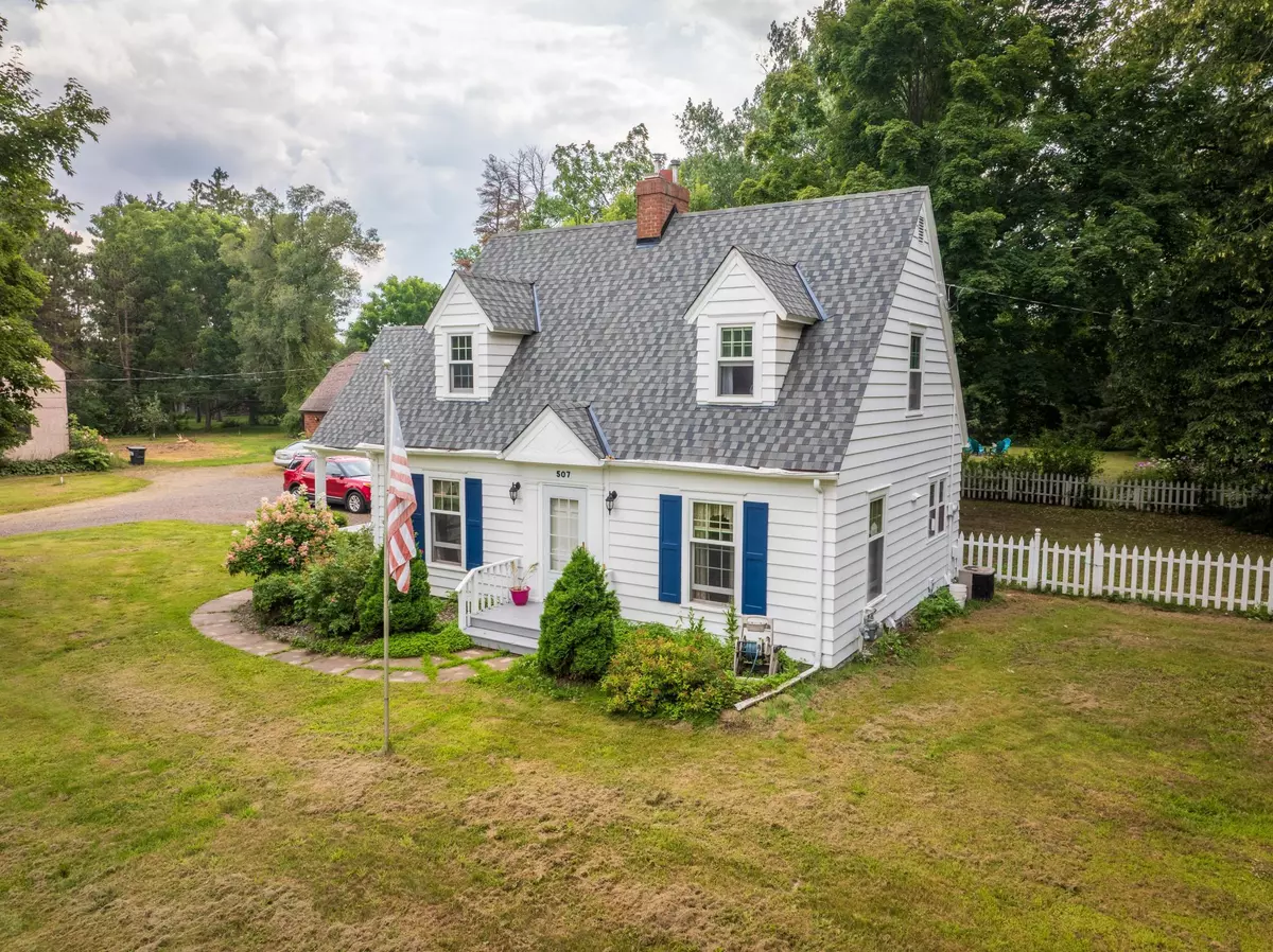 Hinckley, MN 55037,507 Old Highway 61 N