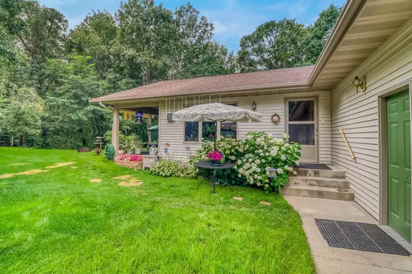 Detroit Lakes, MN 56501,16704 Mountain Ridge RD