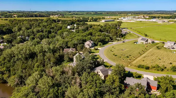 Oronoco, MN 55960,920 Woodlands LN SE