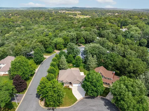 River Falls, WI 54022,749 River Ridge CT