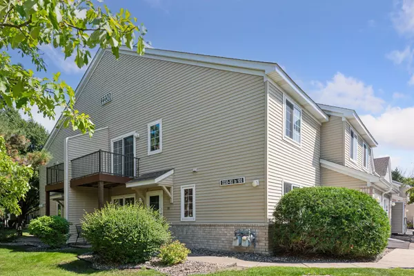 Plymouth, MN 55447,2230 Ranchview LN N #93