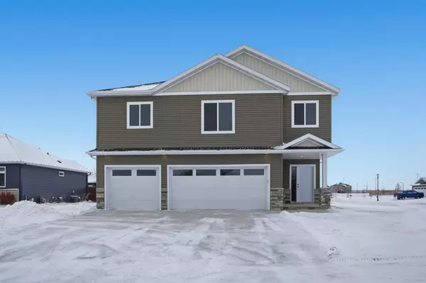 7405 Claire DR S, Fargo, ND 58104