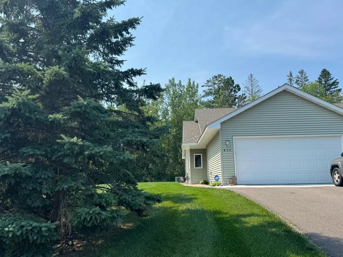 Isle, MN 56342,435 Maplewood CT