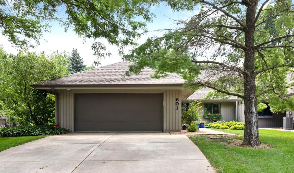 Northfield, MN 55057,601 Meldahl LN