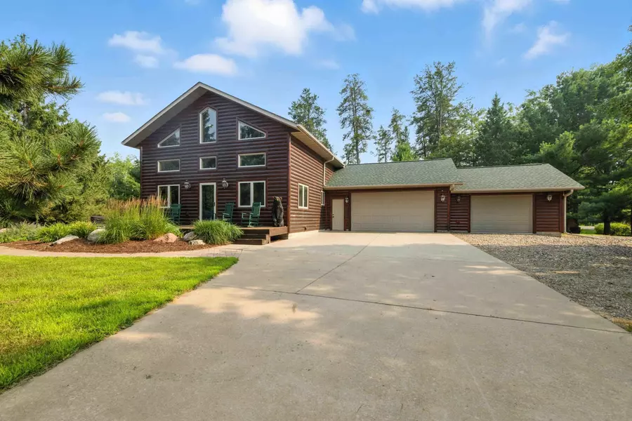 14027 Log LNDG, Crosslake, MN 56442