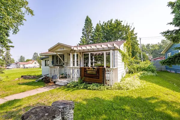 Two Harbors, MN 55616,1910 9th AVE