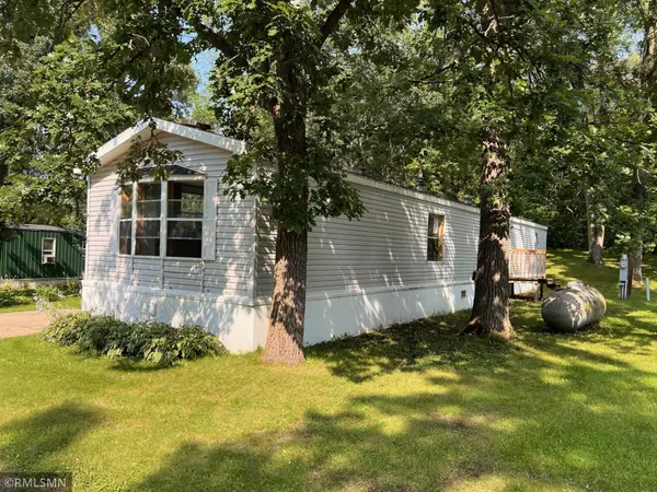 Garfield, MN 56332,3720 County Road 40 NW #5