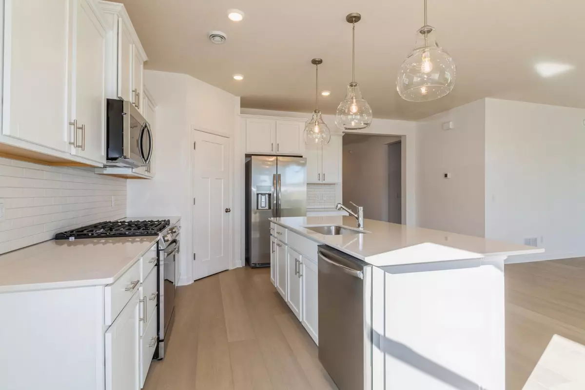 Rogers, MN 55311,20014 114th AVE