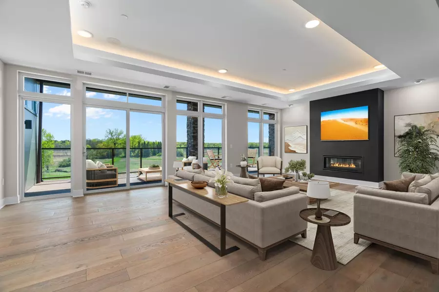 1 Hill Farm RD #200, North Oaks, MN 55127