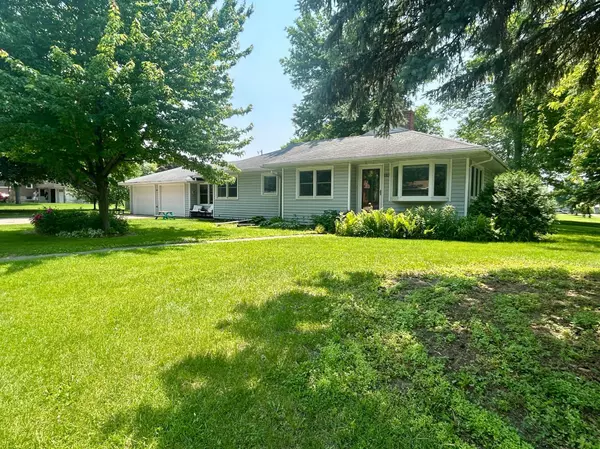 815 Court AVE, Gaylord, MN 55334