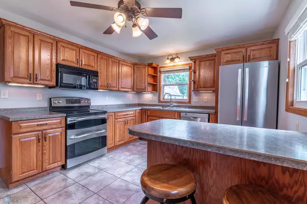 Fargo, ND 58102,2009 N 8th ST N