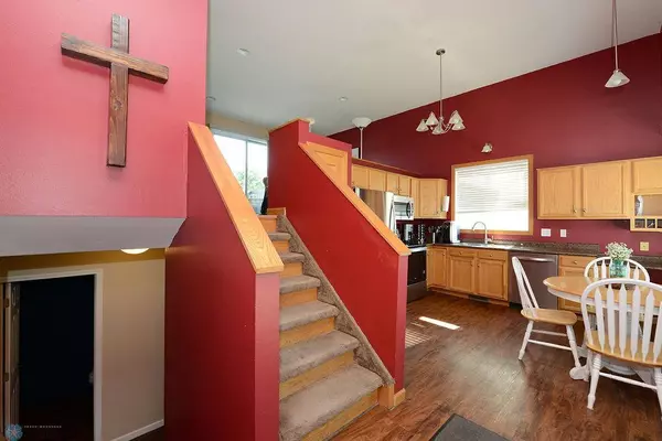 Fargo, ND 58103,5149 7th LN S