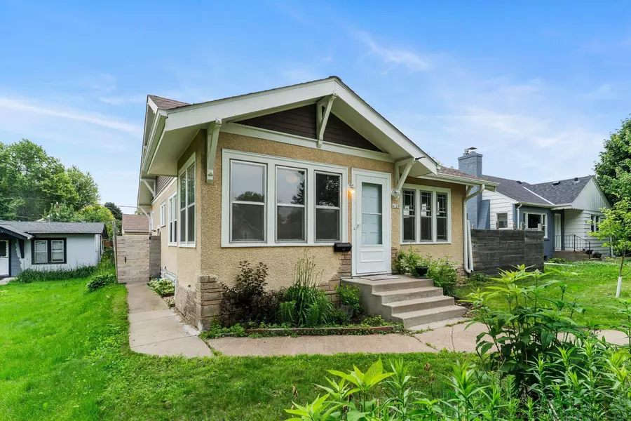 4129 7th ST NE, Columbia Heights, MN 55421