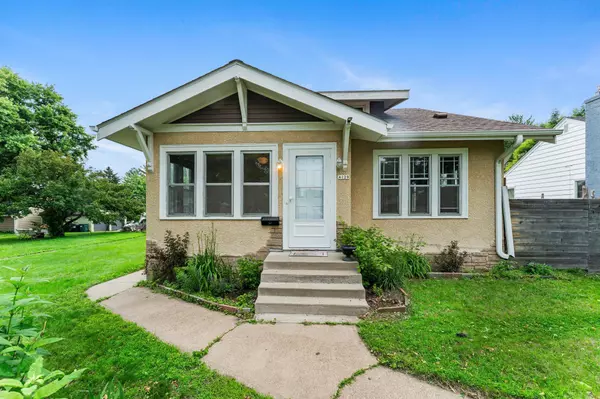 Columbia Heights, MN 55421,4129 7th ST NE