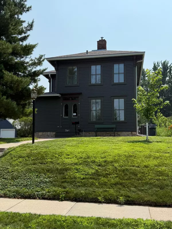 475 13th ST, Red Wing, MN 55066