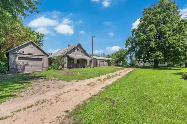 Sleepy Eye, MN 56085,45037 180th ST