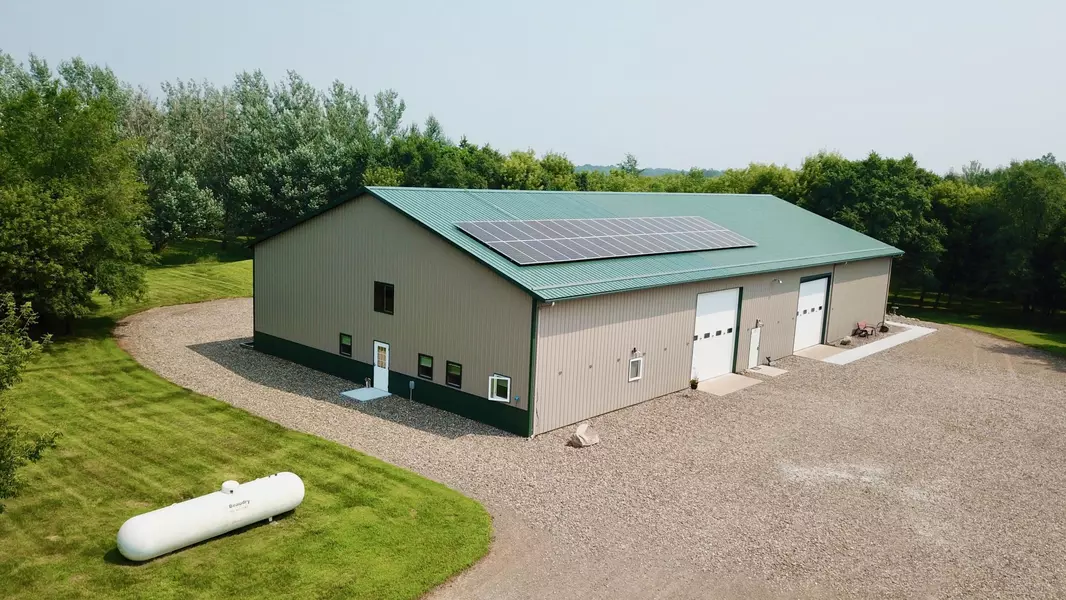2830 185th AVE NE, Foley, MN 56329